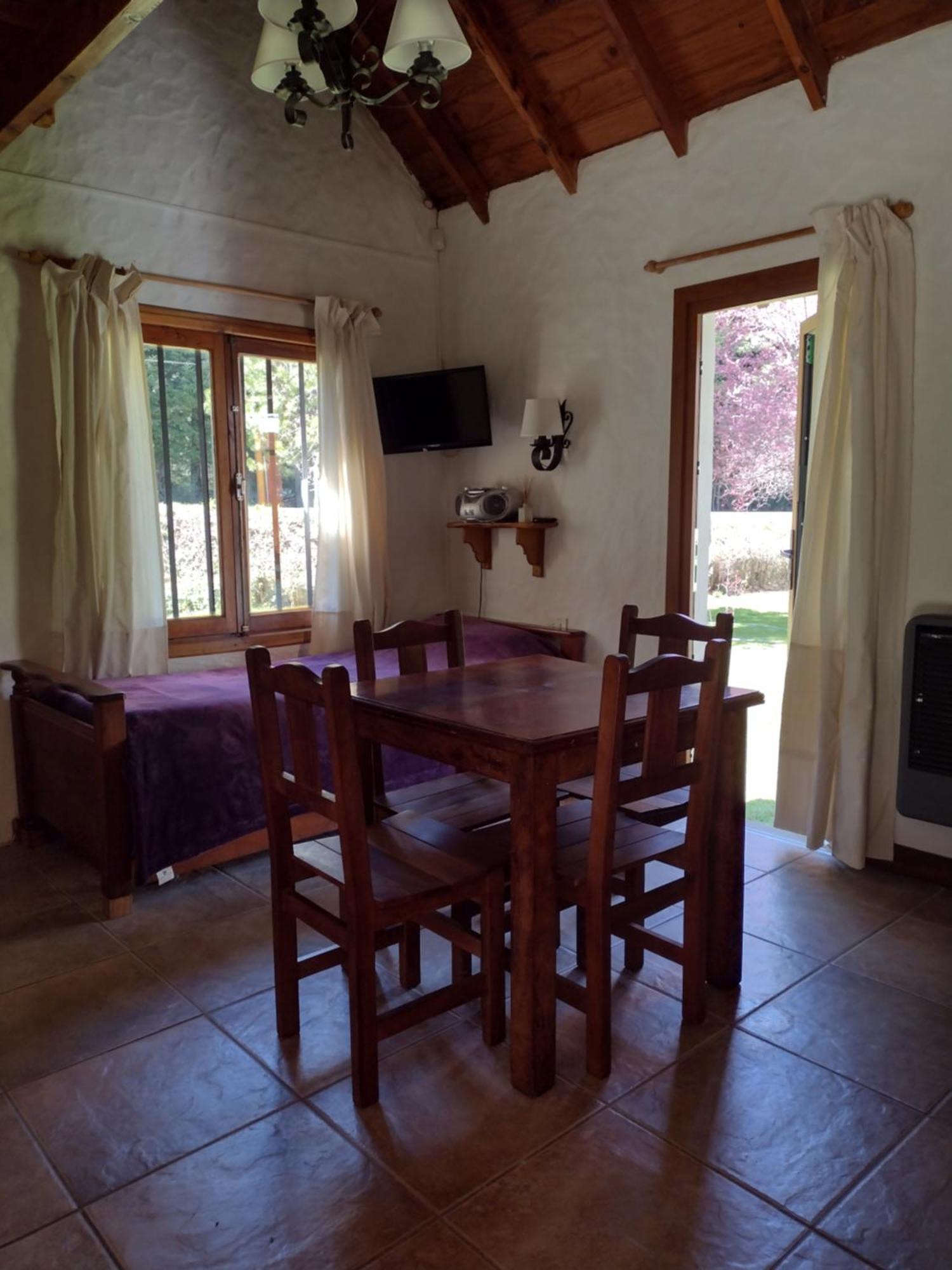 Cabanas Pichi Ruca San Carlos de Bariloche Exterior photo
