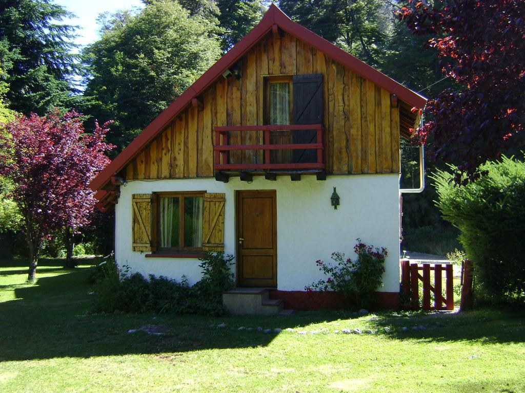 Cabanas Pichi Ruca San Carlos de Bariloche Exterior photo